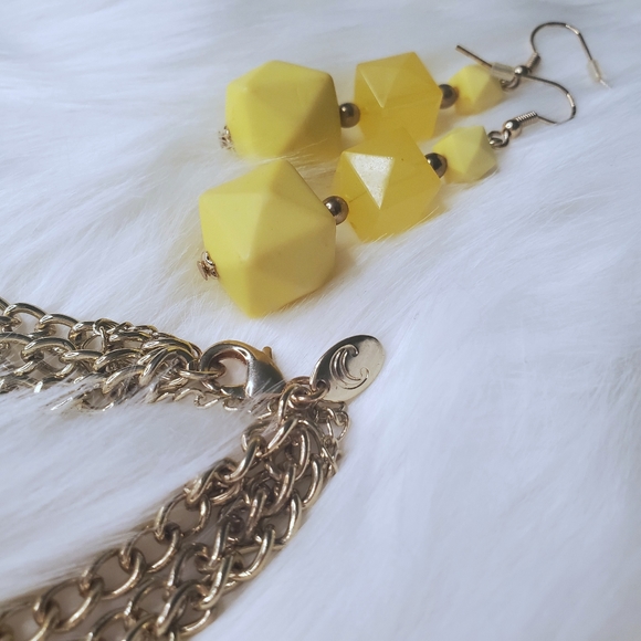 Three Chain Statement Set - Picture 3 of 4